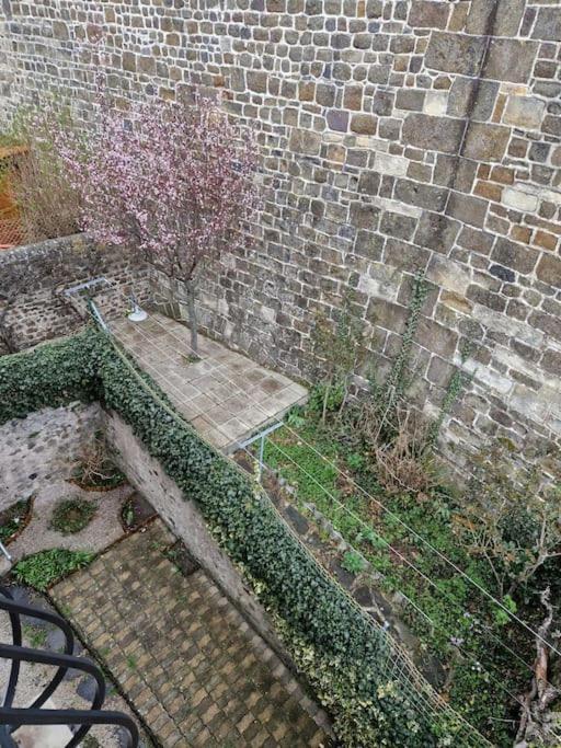 Appartement 120 M² Duplex Coeur Historique Au Calme Le Puy-en-Velay Exterior foto