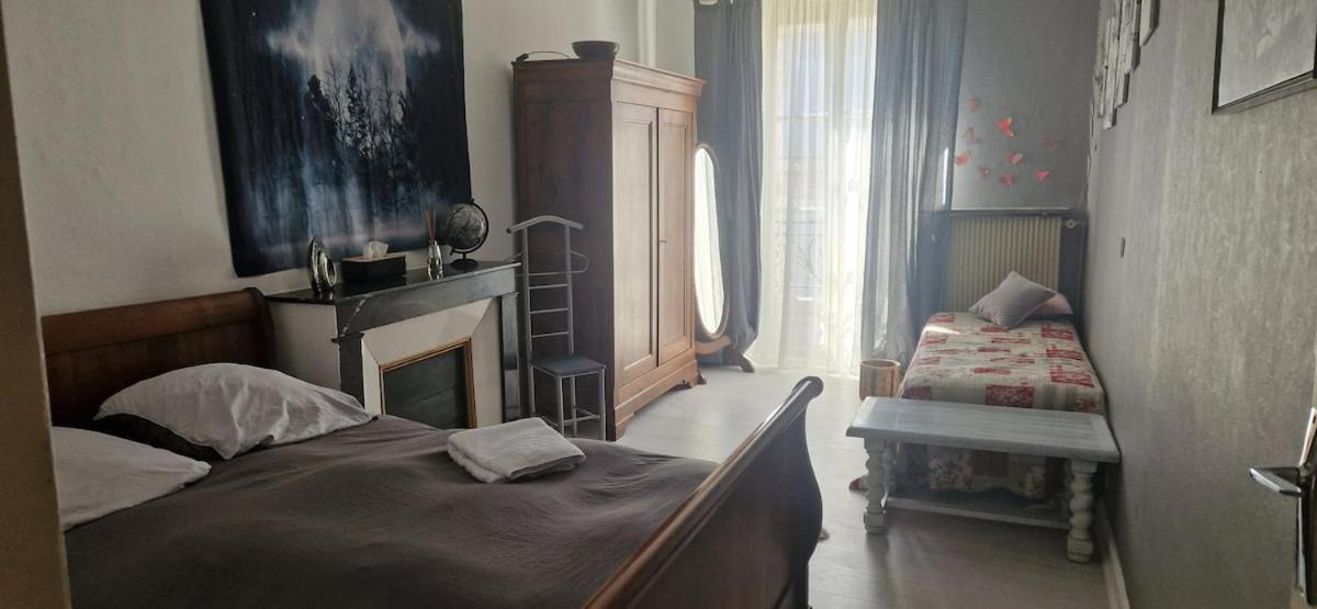 Appartement 120 M² Duplex Coeur Historique Au Calme Le Puy-en-Velay Exterior foto